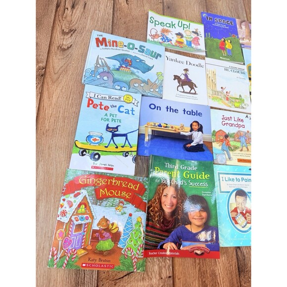 Lot of 19 Story Time Books for Kids Picture Daycare Childre MIX Assorted Bundle - Picture 2 of 6